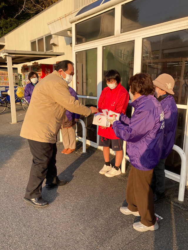 歳末たすけあい運動「街頭募金」