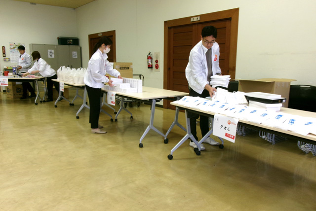 フードパントリーの実施